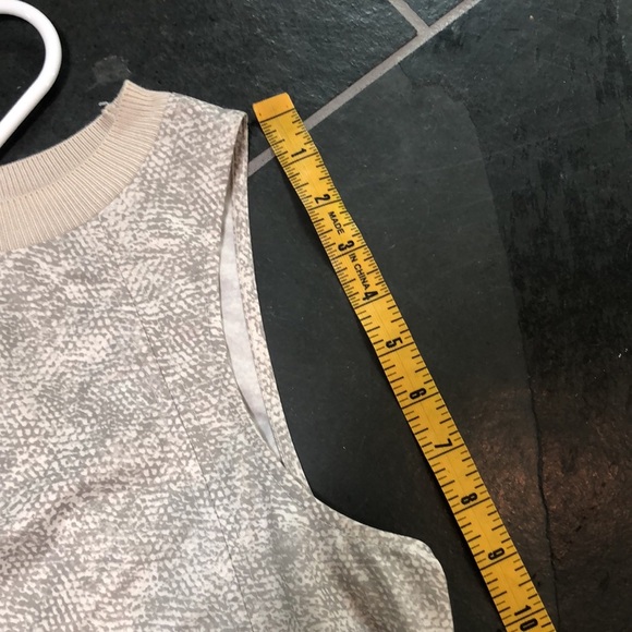 Athleta Zephyr Print Tank Top - Viper Grey ☆ - Picture 14 of 15